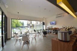 resto-hayo-hotel-palembang