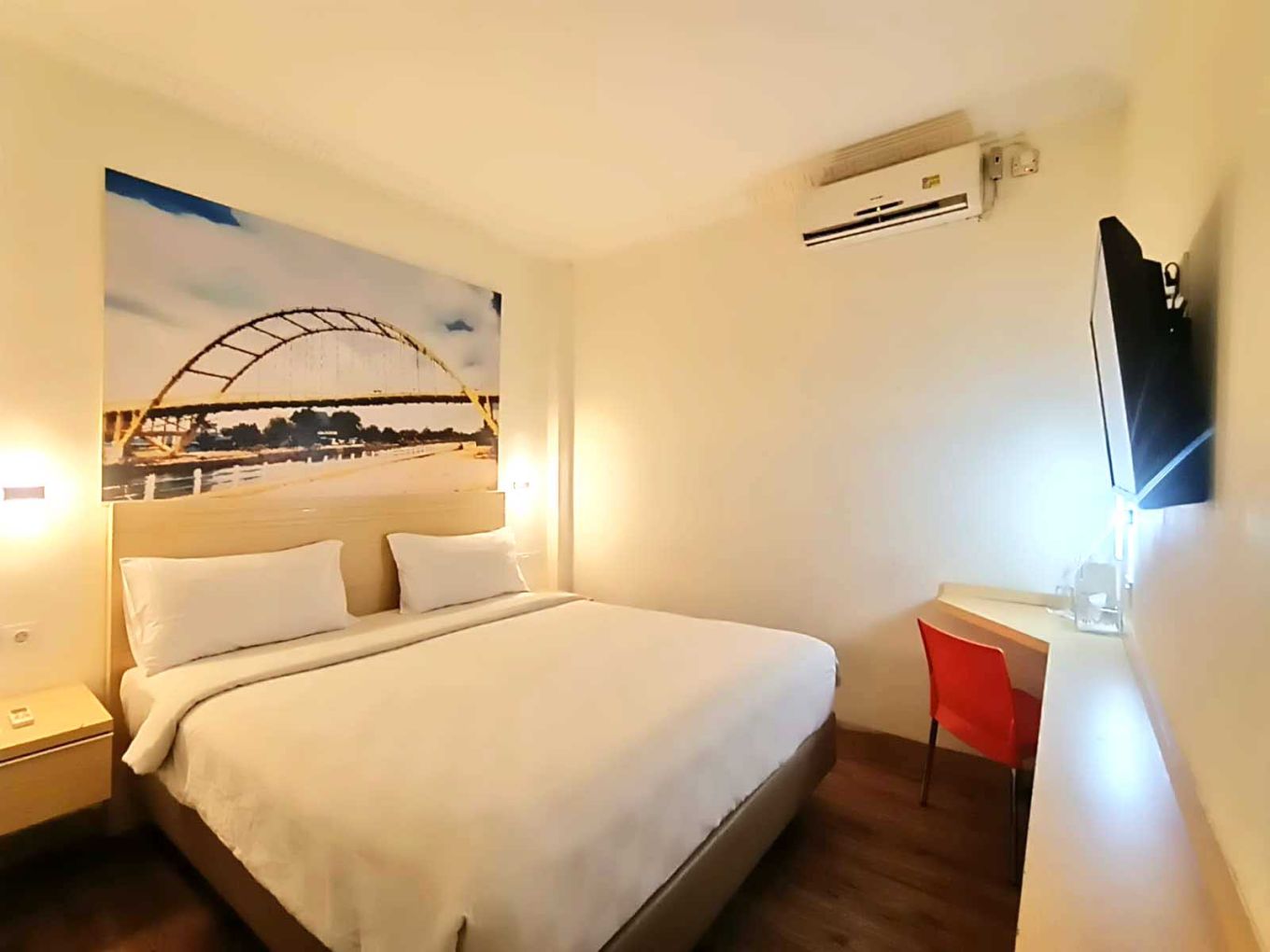 deluxe-room